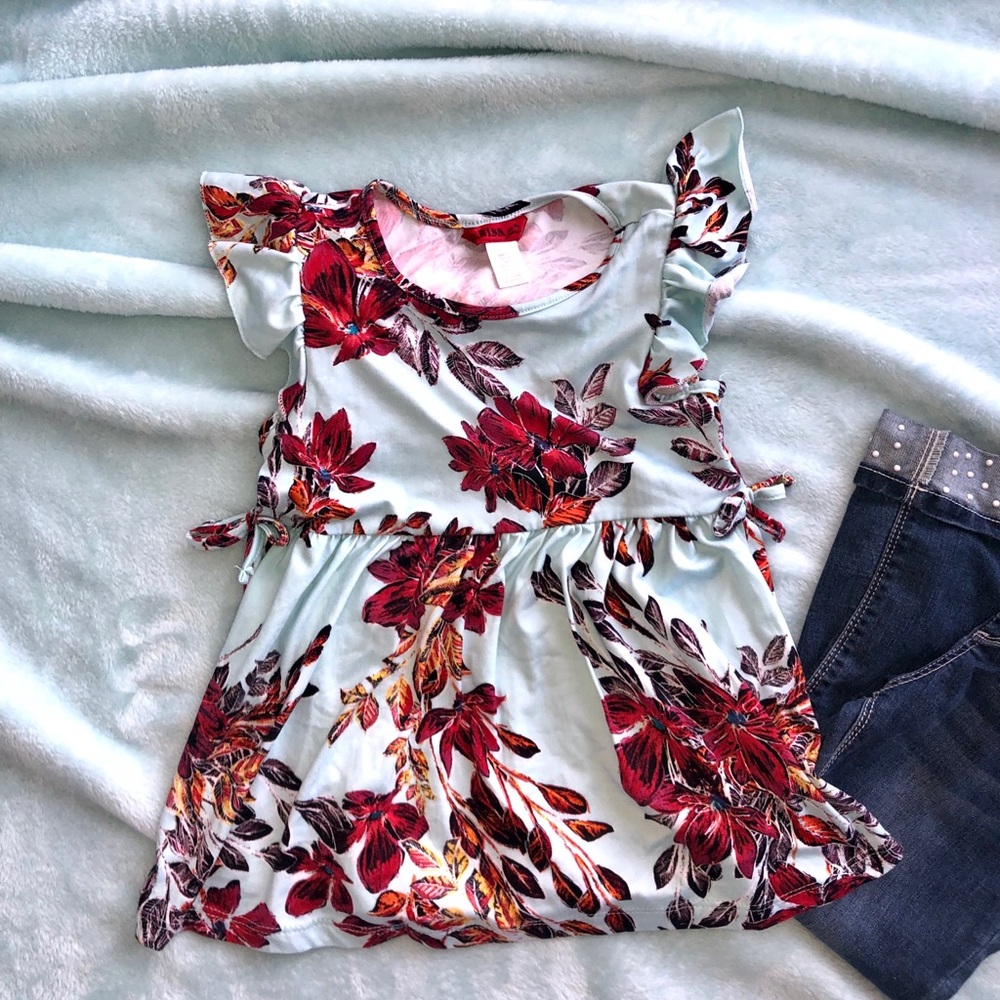 Not For Sale-Traded❤️ Floral Babydoll Top